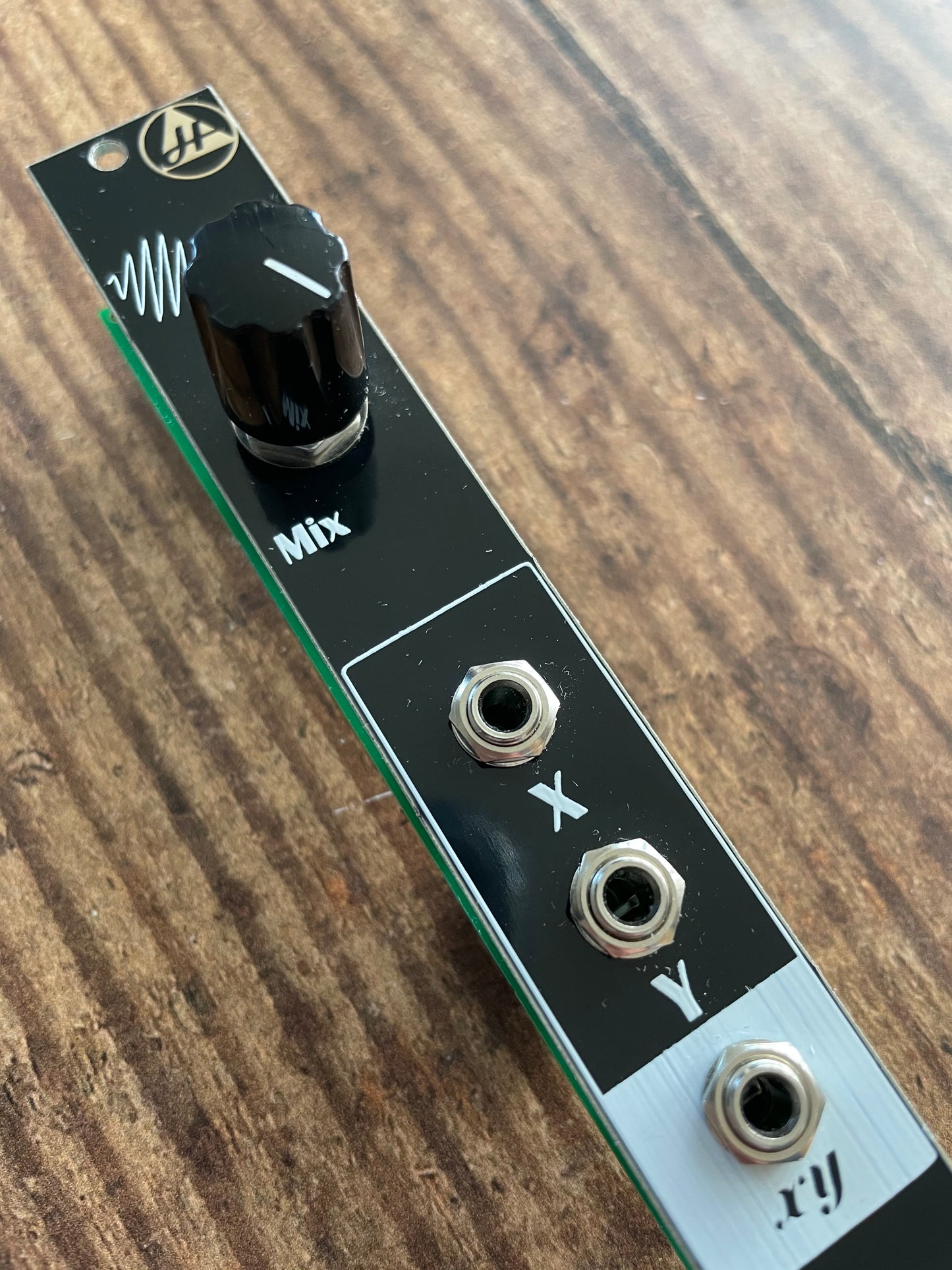 Ring Modulator - Eurorack Analogue Synth Module in 4HP