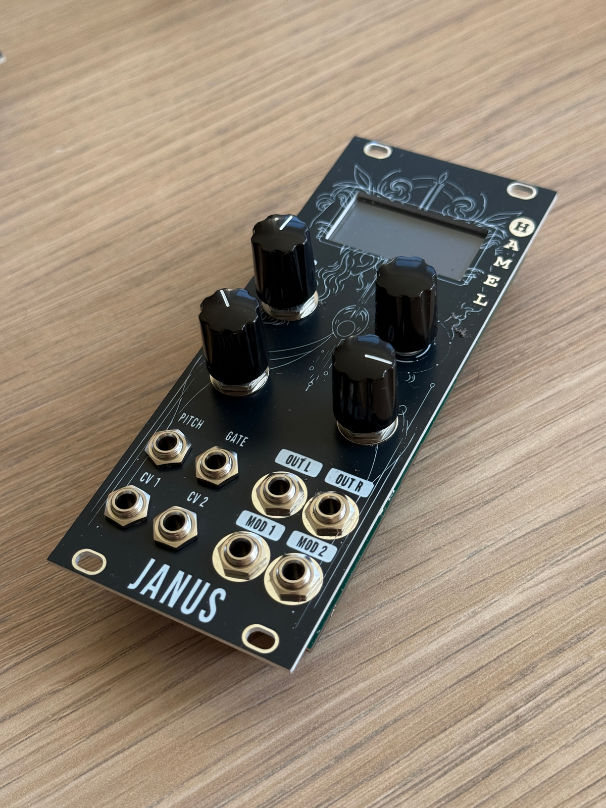 Janus — Dual-Engine Synthesiser Voice · Twelve Engines, Chords, Arpeggiator, Stereo FX